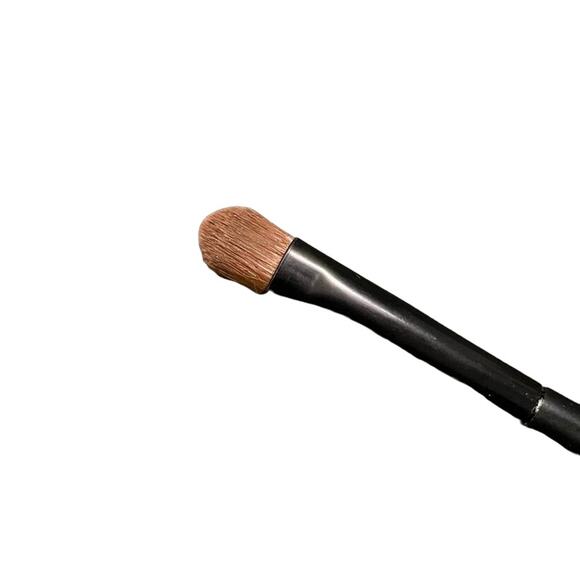 EUC NARS # 49 Wet/Dry Eyeshadow Brush - Picture 3 of 4